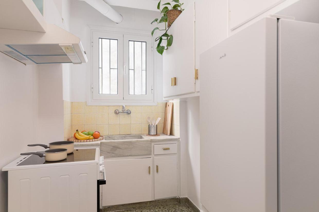 אתונה Comfort Aparment In Exarcheia מראה חיצוני תמונה